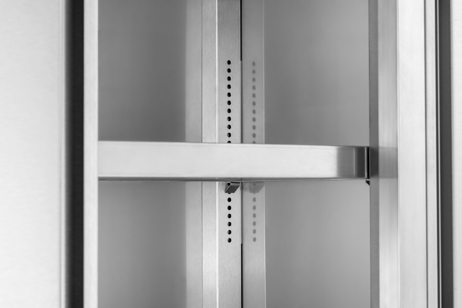 ATS_Schrank_Schiebetueren_Zwischenboden_Detail_02-20.jpg